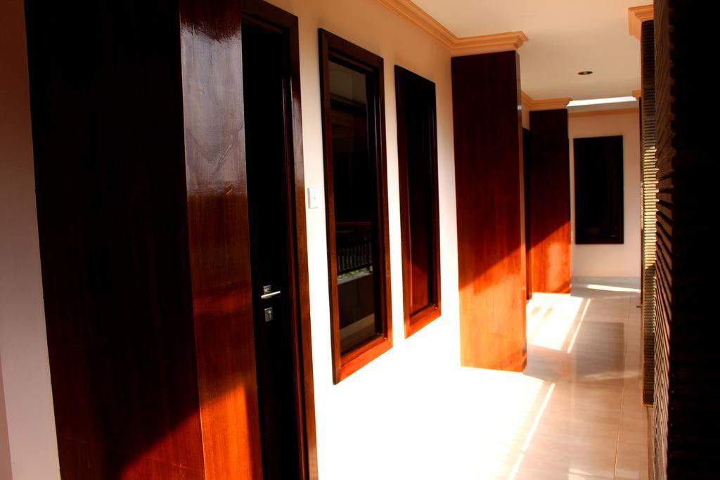 Pondok 3 Mertha Kuta  Exterior photo